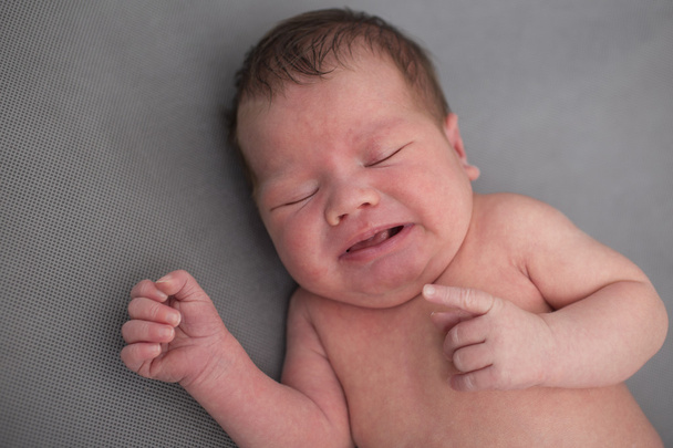 Neugeborenes schreit - Foto, Bild