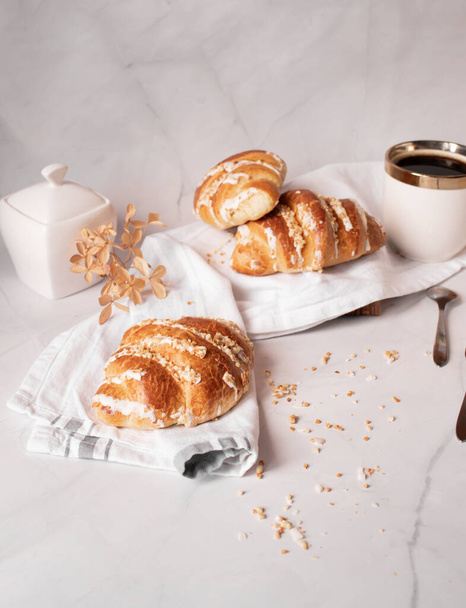 Coffee and buns. on a white background. Breakfast. Morning - Photo, Image