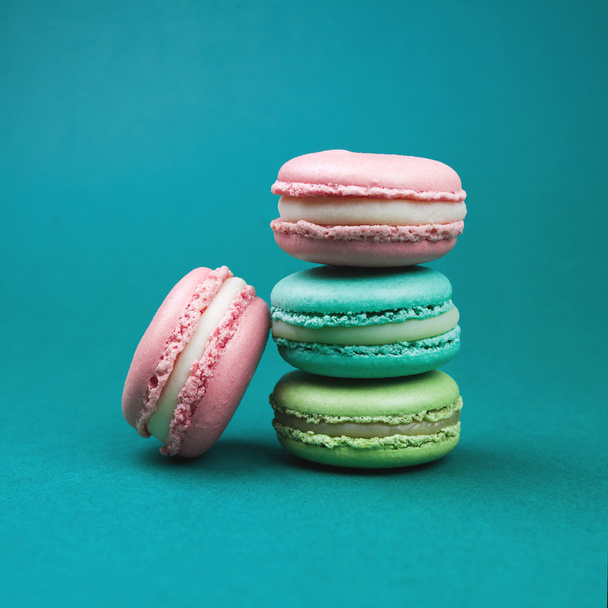 Colorful french macaroons in vintage style - Foto, immagini