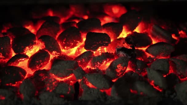 brandende kolen - Video