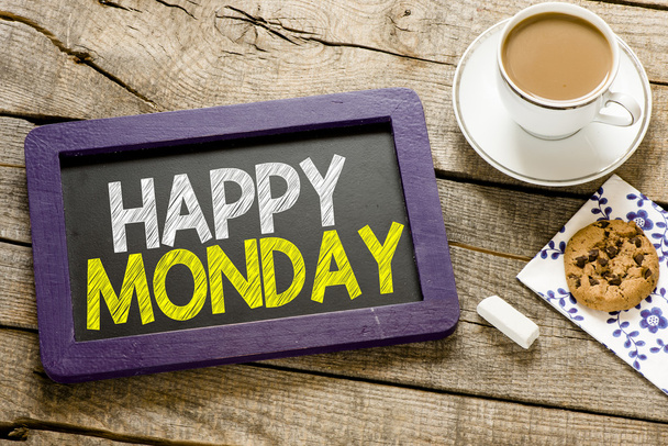 Happy poniedziałek na tablicy - Zdjęcie, obraz