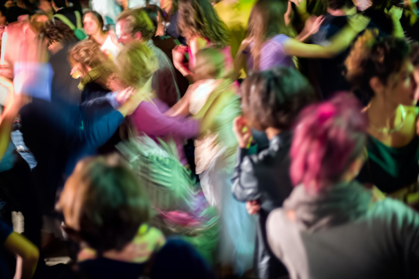 Dancing crowd blur - Фото, изображение