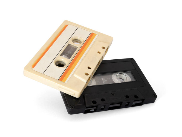 кассетная лента изолирована на белом фоне - Фото, изображение