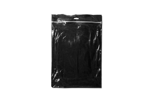 Черно-белый пластиковый пакет с застежкой-молнией макет изолирован на заднем плане. Пустая упаковка полиэтилена на молнию. 3d-рендеринг. - Фото, изображение