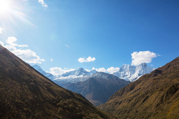 Bellissimi paesaggi montani in Cordillera Blanca, Perù, Sud America - Foto, immagini