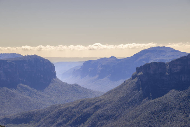Fotografia do grande e belo Grose Valley em Blackheath, nas Montanhas Azuis em Nova Gales do Sul, na Austrália - Foto, Imagem