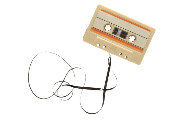 cassette tape geïsoleerd op witte achtergrond - Foto, afbeelding