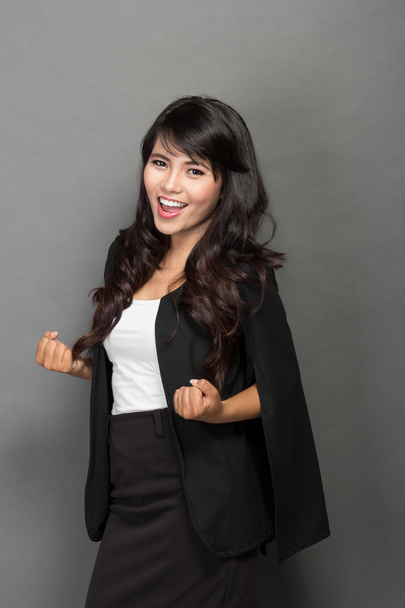 Young Asian businesswoman Smile - Foto, afbeelding
