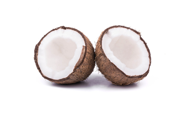 Kaksi puolikasta kookospähkinää
 - Valokuva, kuva