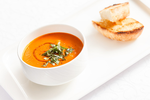 Tomato soup with bread - Foto, Imagen