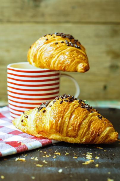 Tradiční snídaně s croissantem - Fotografie, Obrázek