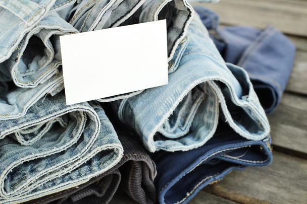 Carte blanche avec jeans
 - Photo, image