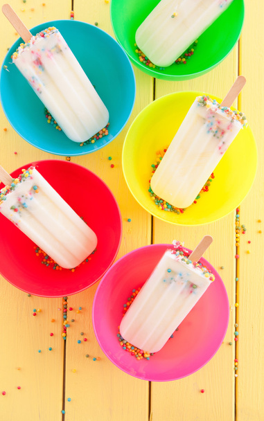 Frozen popsicles with sprinkles - Фото, зображення