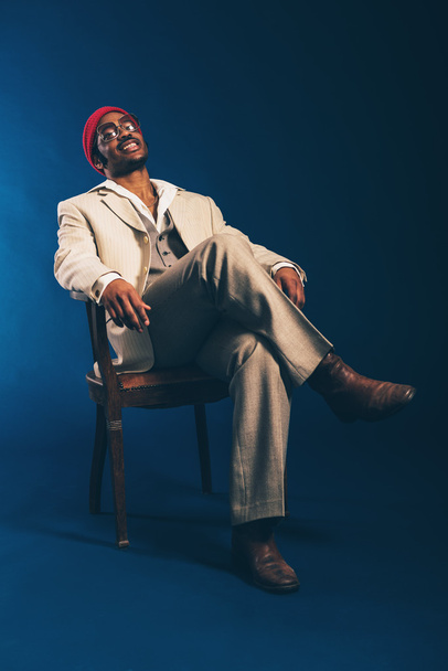 Happy contented African American man - Valokuva, kuva