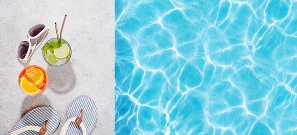 Δροσιστικά κοκτέιλ δίπλα στην πισίνα σε μια ηλιόλουστη μέρα, οι τέλειες καλοκαιρινές διακοπές. Προβολή από ψηλά με χώρο για το κείμενό σας - Φωτογραφία, εικόνα