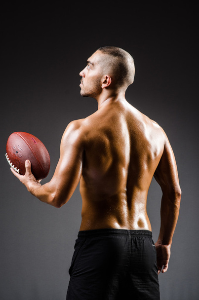 Giocatore di calcio muscolare
 - Foto, immagini