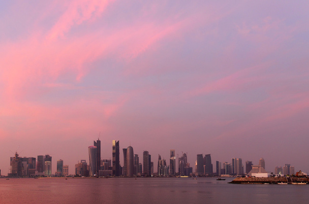 Puesta de sol de Doha
 - Foto, imagen