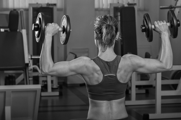 kobieta treningu w siłowni - Zdjęcie, obraz