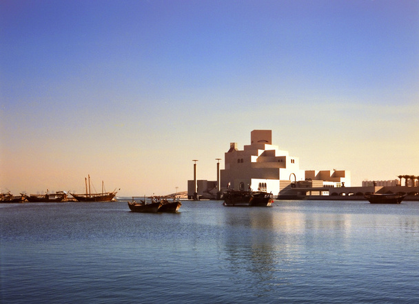 Doha porto e museo Qatar
 - Foto, immagini