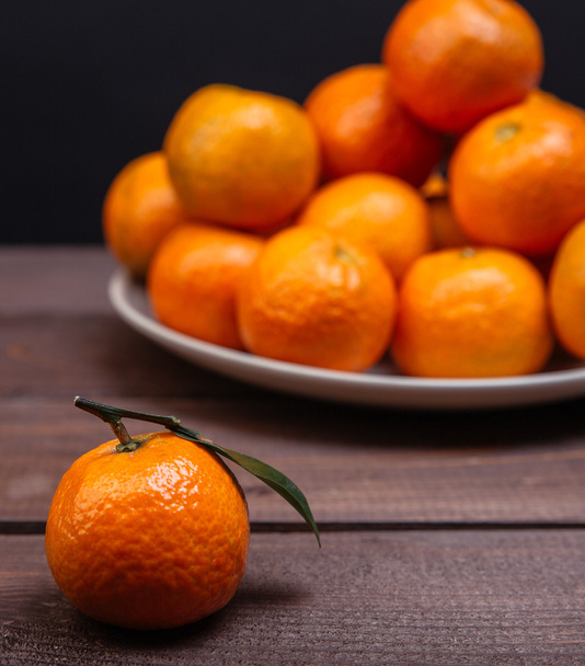 brunch of tangerines - Фото, изображение