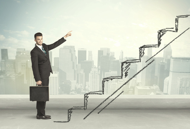 Hombre de negocios subiendo en concepto de escalera dibujada a mano
 - Foto, Imagen