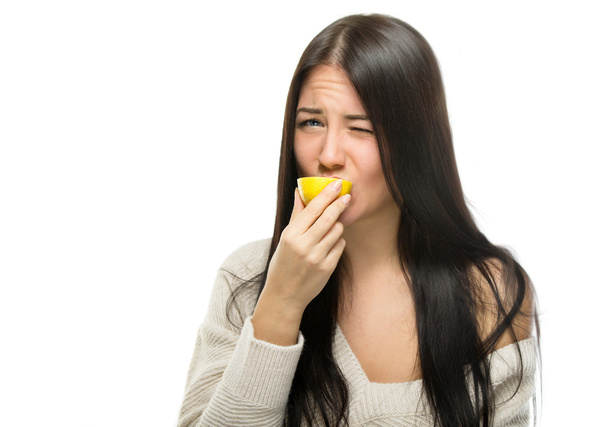 woman with lemons - Photo, image