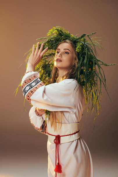 Een jonge mavka in een traditionele outfit versierd met een sierlijke bloemenkrans, die een sprookjesachtig en fantasierijk aura uitstraalt in een studio.. - Foto, afbeelding