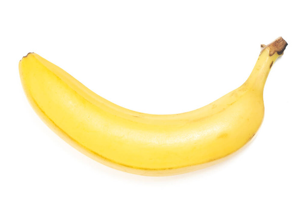 Friss bio banán finom gyümölcs felső nézet elszigetelt fehér háttér nyírás útvonal - Fotó, kép
