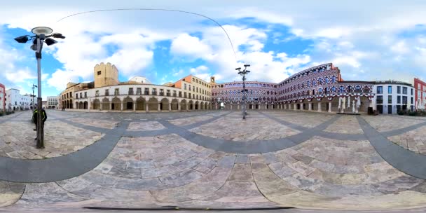 360 High square, Badajoz en Torre Espantaperros, Spanje. Openbaar plein en open - Video