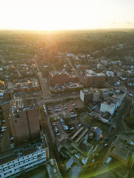 High Angle View of Buildings at City Centre and Downtown of Luton, England Egyesült Királyság. 2023. december 1. - Fotó, kép