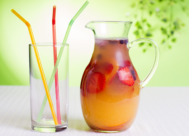 Berry drink in vaso
 - Foto, immagini
