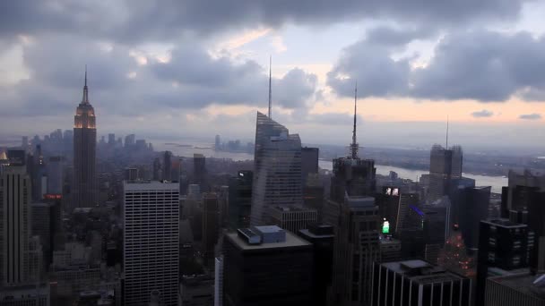 Näkymä Manhattan, New York, Yhdysvallat
 - Materiaali, video