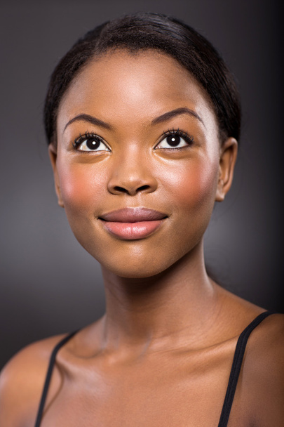 young african woman looking up - Valokuva, kuva