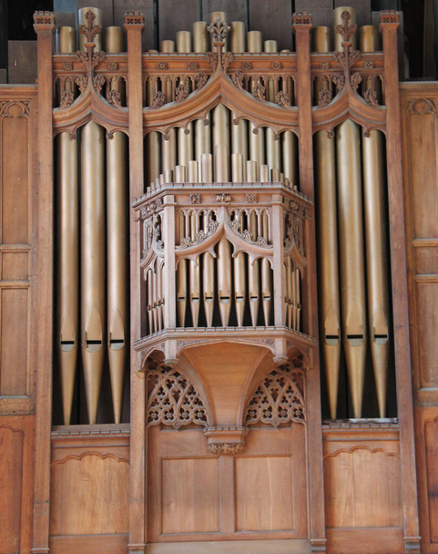 Geleneksel Kilise Organı 'nın Müzikal Boruları. - Fotoğraf, Görsel