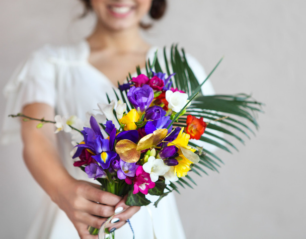 Beautiful wedding bouquet in bride hand - Zdjęcie, obraz