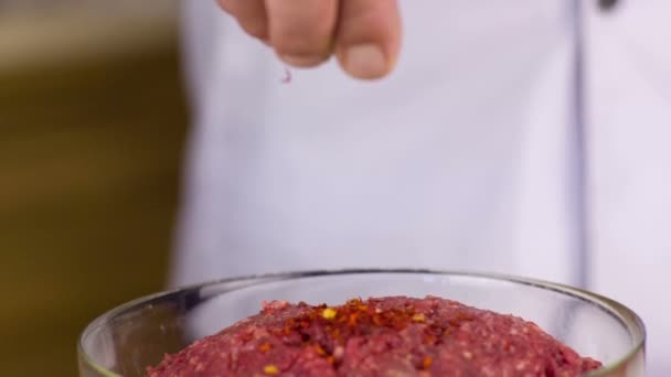 Cook baharat dökülen - Video, Çekim