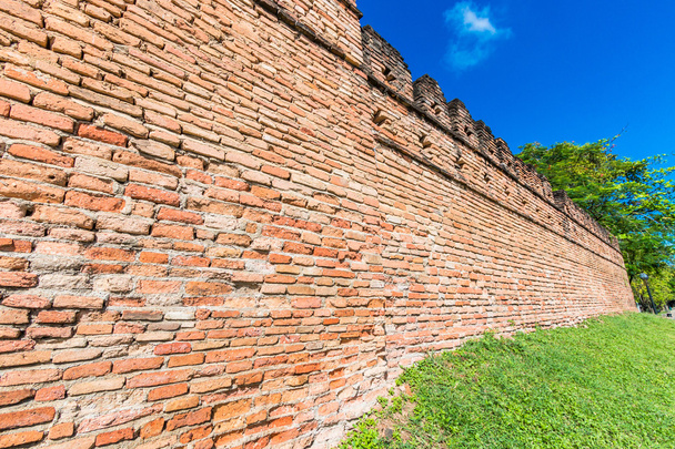 Ancient wall in Chiang Mai - Foto, imagen