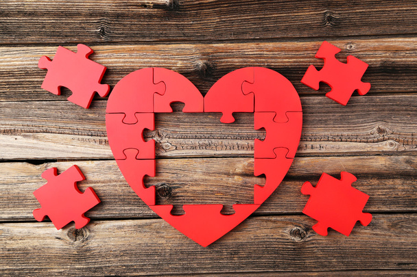 Red puzzle heart - Foto, imagen