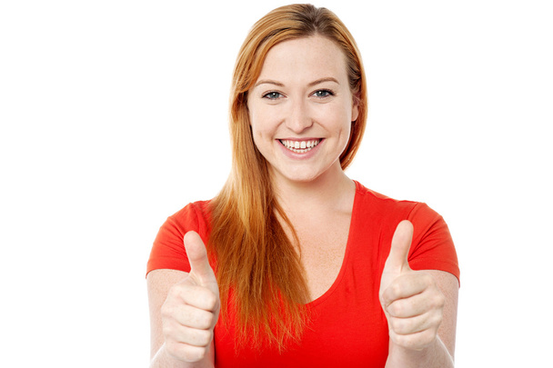 Woman showing double thumbs up - Foto, Imagen