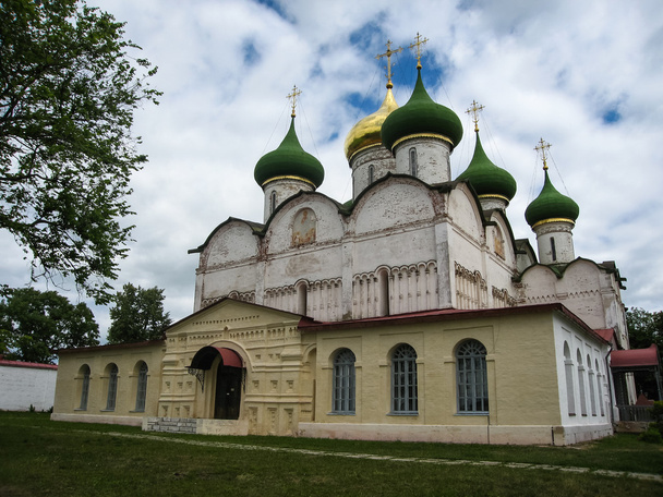 White stone church in Suzdal - Foto, Bild