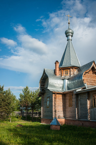 Small wooden church at Sergeevo - Foto, immagini