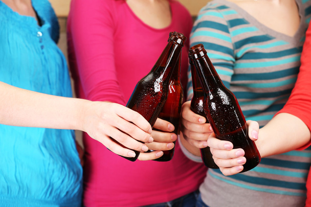 Beer in female hands - Φωτογραφία, εικόνα