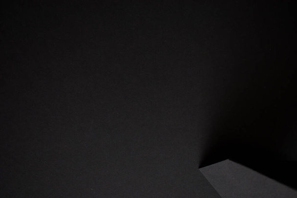 3D geometrisches Schwarz auf schwarzem Hintergrund - Foto, Bild