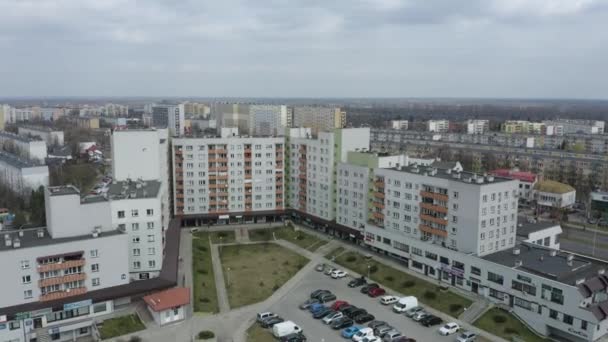 Hermosa vivienda Panorama Finca Stalowa Wola Vista aérea Polonia. Imágenes de alta calidad 4k - Metraje, vídeo