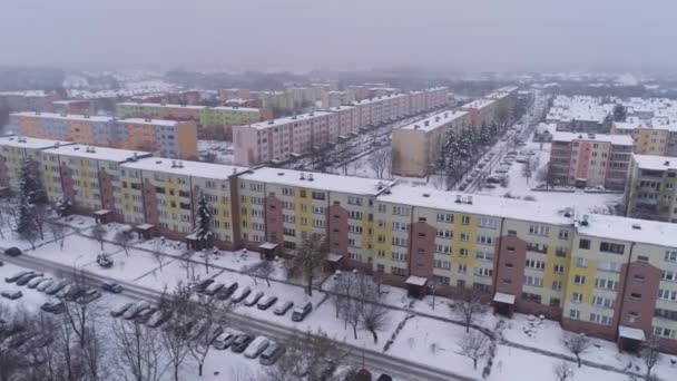 Жилой комплекс Снежный Дольносласки Белчатов Вид с воздуха Польша. Высококачественные 4k кадры - Кадры, видео
