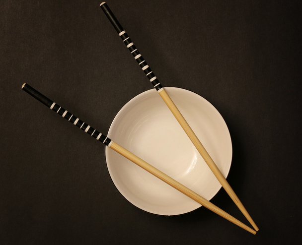 Sushi plaat stokken - Foto, afbeelding