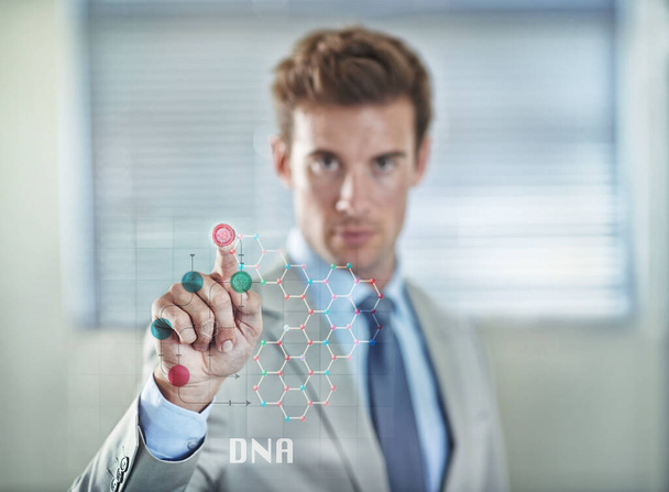 DNA překrytí, budoucnost nebo ruce podnikatele nebo uživatele pro rozhraní, připojení nebo digitální výzkum. Zdraví, dotykový displej nebo detailní záběr podnikatele s prstem stisknout na virtuální systém nebo inovace. - Fotografie, Obrázek