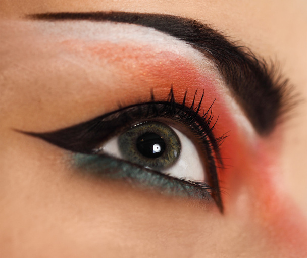 Eye make up. Beautiful eyes glitter make up - Foto, Bild