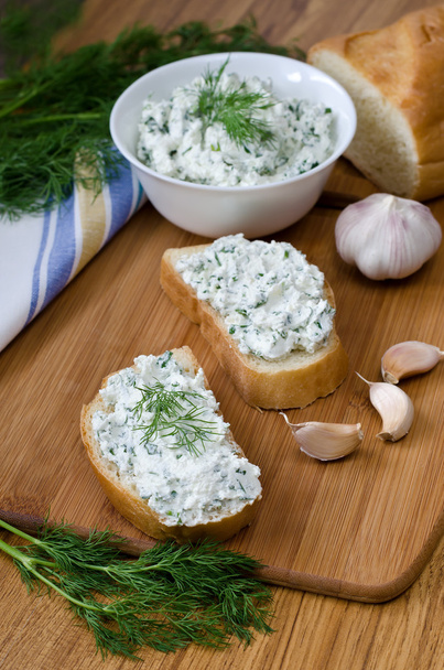 Sandwiches with cheese and parsley. - Foto, afbeelding