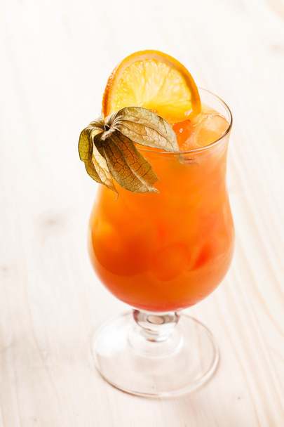 Cocktail with orange slice - Fotografie, Obrázek